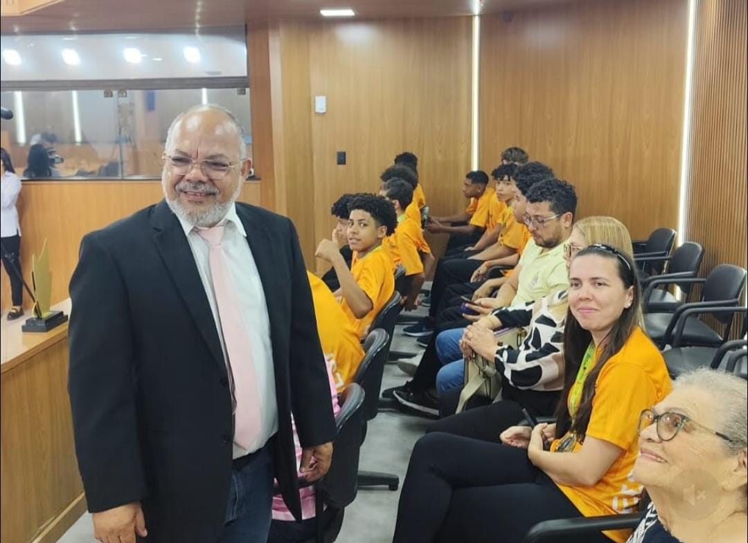 Tinho com os homenageados 