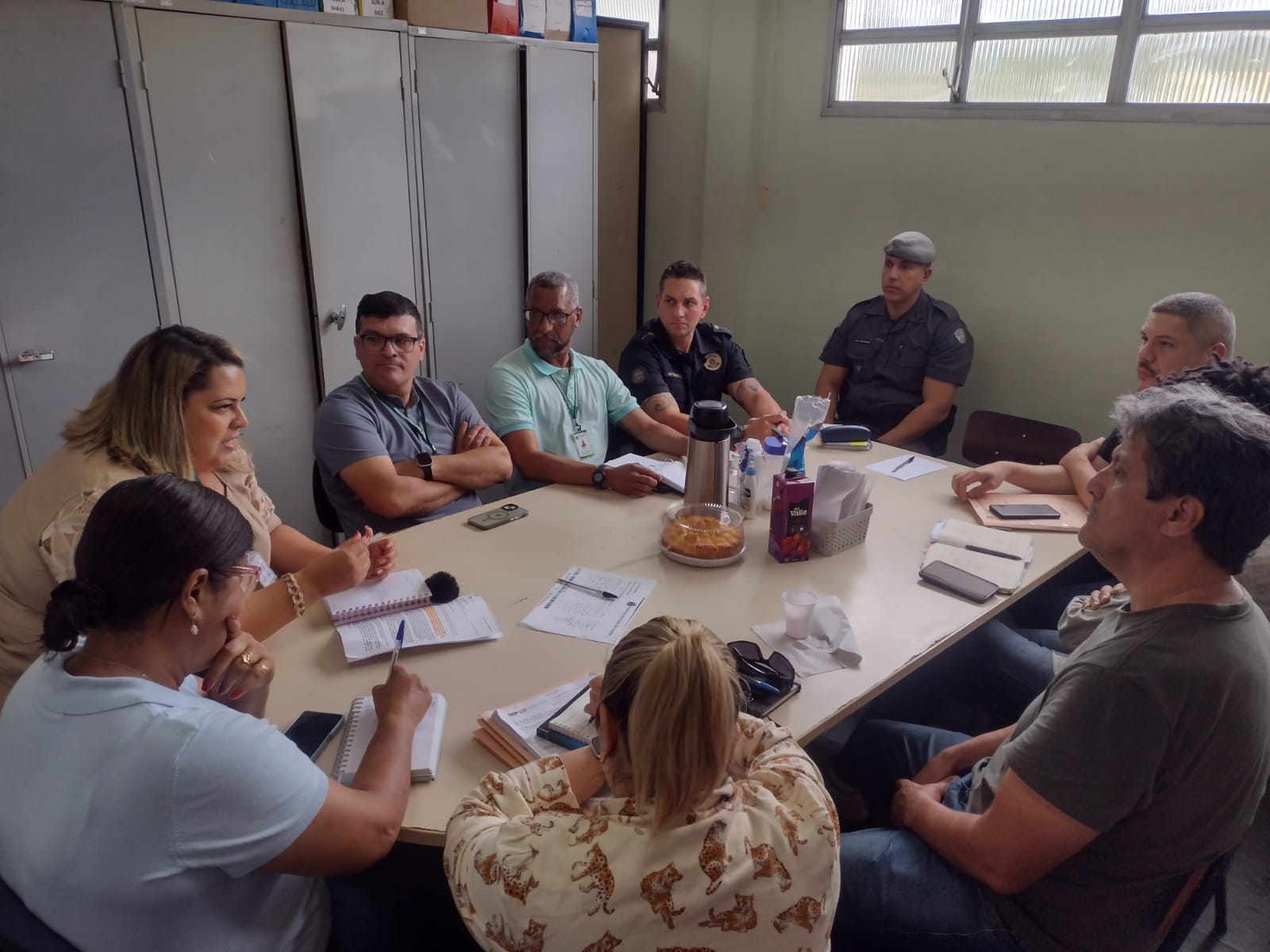 Força-tarefa vai intensificar fiscalizações contra bebidas adulteradas em Cubatão
