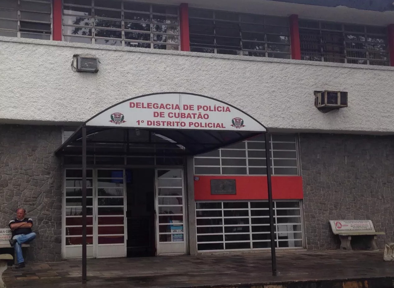 Homem é preso por ameaçar ex e divulgar vídeos íntimos