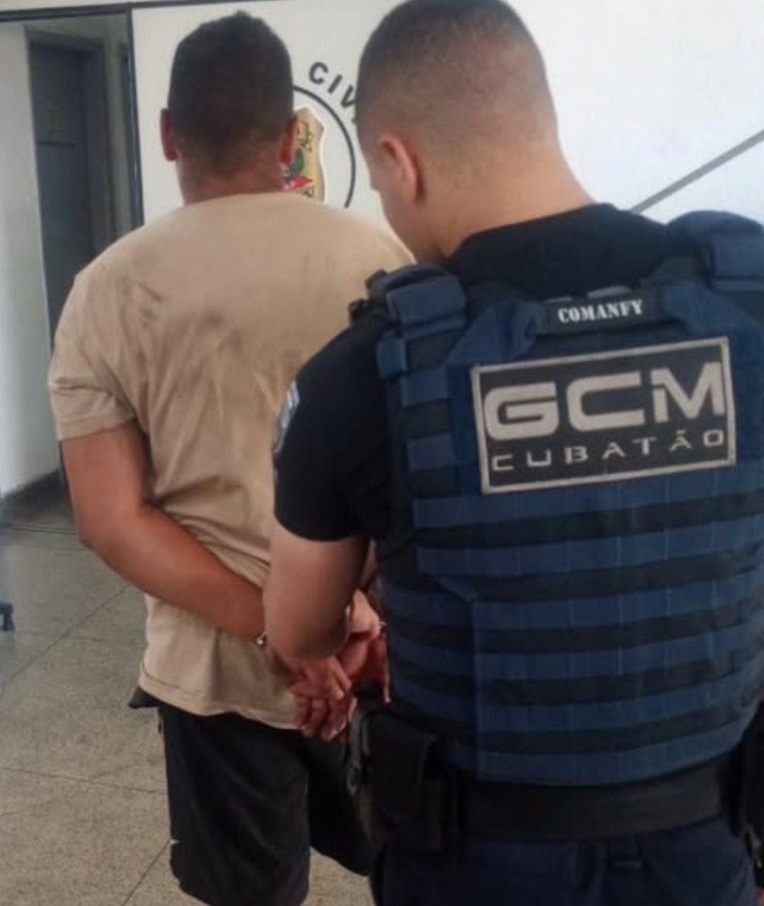 Mulher é espancada dentro de ônibus e agressor é preso em Cubatão