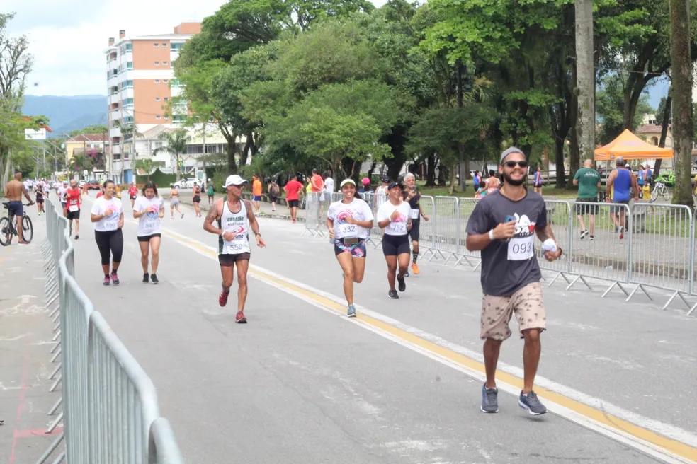 MT informa: ruas e avenidas da cidade ficam interditadas por conta de corrida esportiva neste domingo (8)