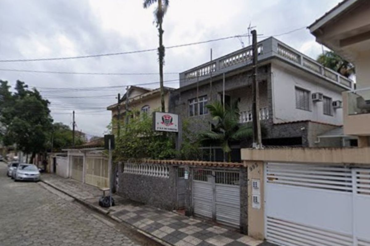 Comerciante é baleado ao abrir loja em Cubatão durante tentativa de assalto