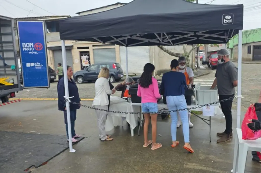 Bom Prato Móvel muda local de atendimento no Jardim Caraguatá