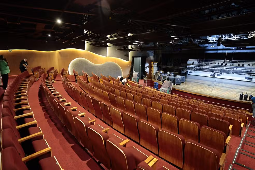 Cubatão vira palco internacional da dança com festival no Teatro Zanzalá