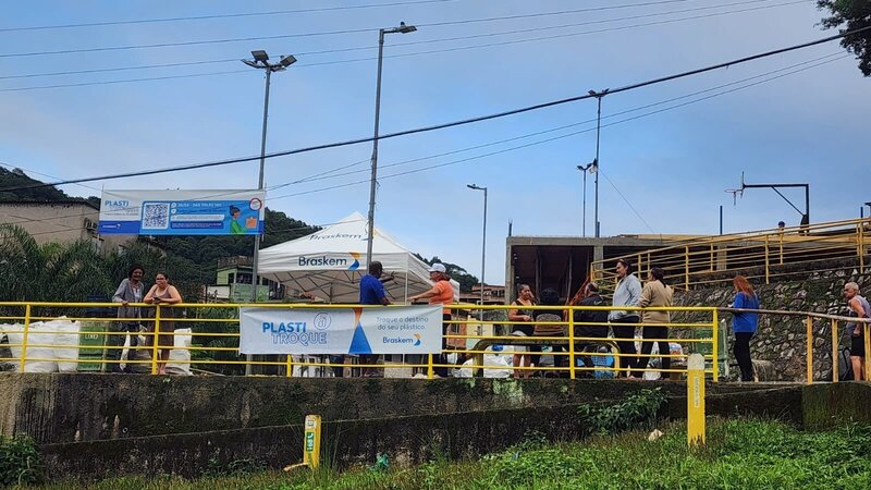 Braskem recolhe 1,3 tonelada de plástico em Cubatão