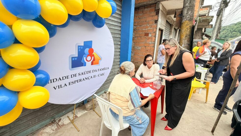 Vila Esperança recebe mutirão com consultas, vacinas e testes rápidos em Cubatão