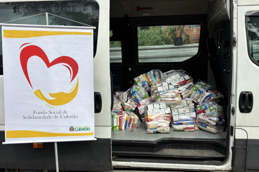 Fundo Social entrega alimentos e agasalhos a famílias acompanhadas pelos CRAS em Cubatão