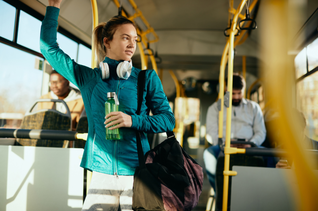 Cubatão abre inscrições para cadastro e recadastro do transporte universitário gratuito