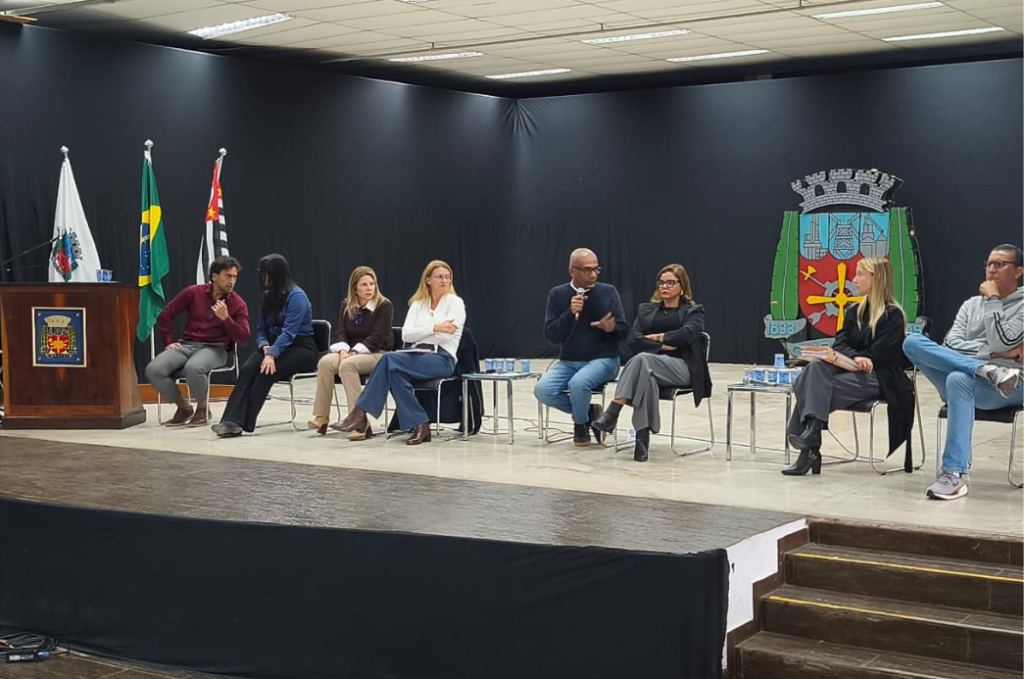 ‘Diálogos Institucionais’: Procuradoria e Controladoria promovem treinamento para profissionais da Seduc