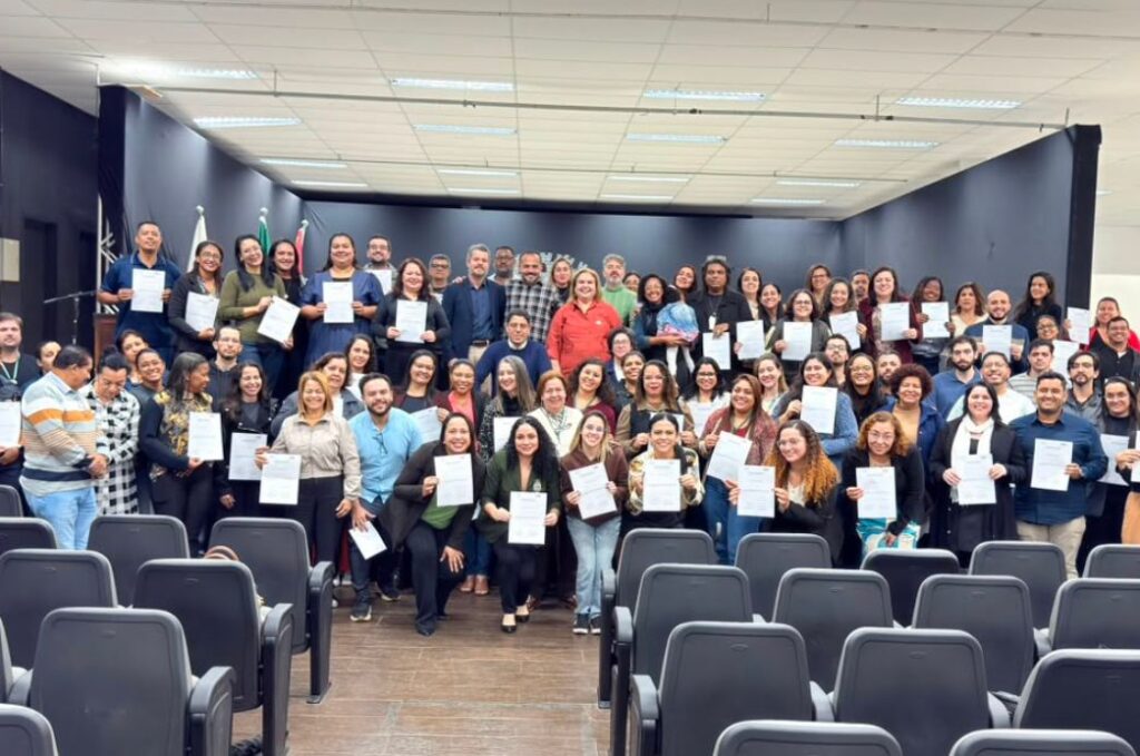 Cubatão certifica 124 servidores em curso de liderança feito em parceria com o Sesi