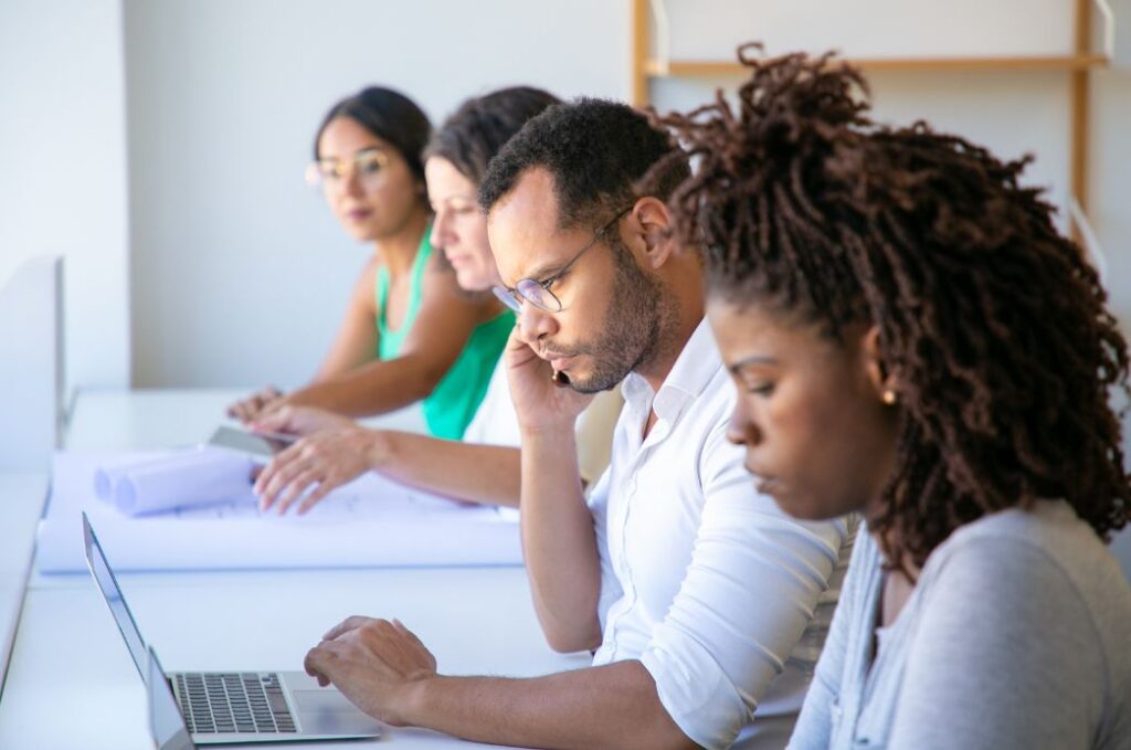 Cubatão abre 64 vagas gratuitas para cursos de qualificação profissional