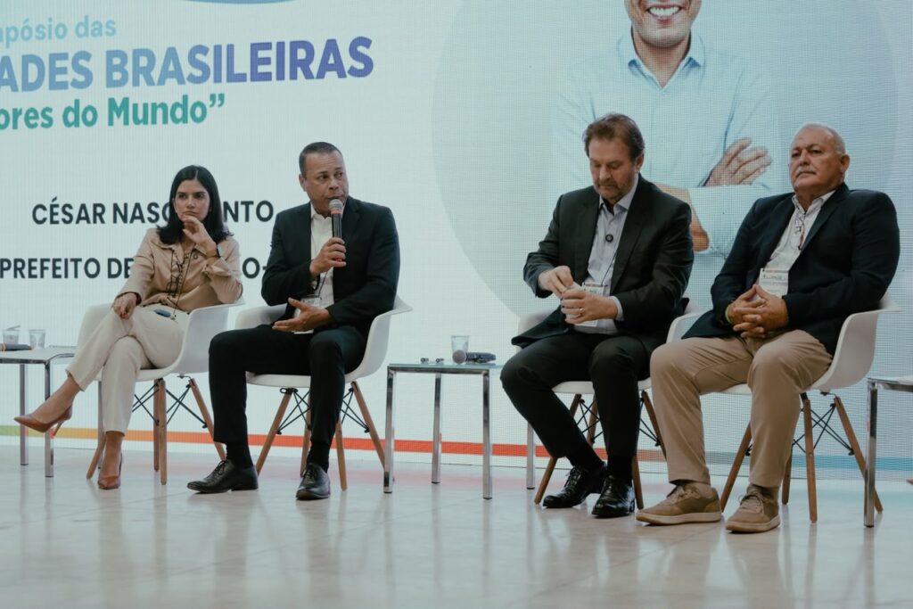 Cubatão reúne mais de 300 participantes em simpósio nacional sobre arborização e mudanças climáticas