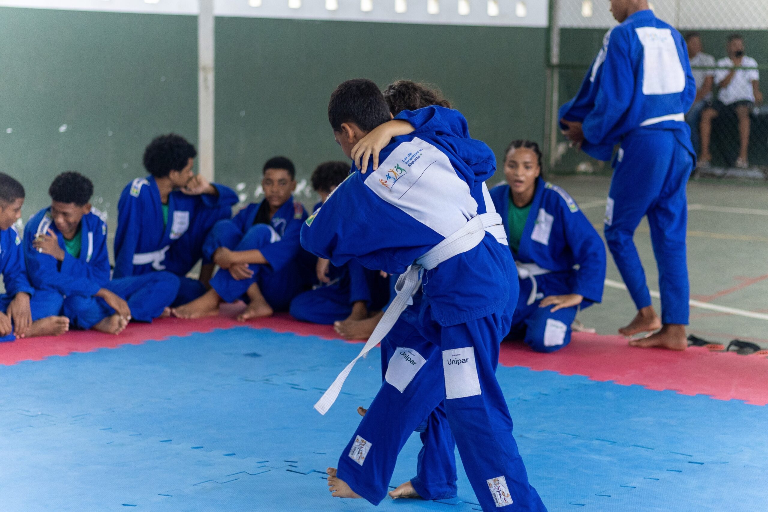 Festival de Judô do projeto Sementinhas do Esporte, patrocinado pela Unipar em Cubatão